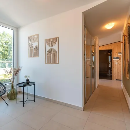 Haffsonne Mit Sauna, Fitnessraum Und Spielbereich Zirchow